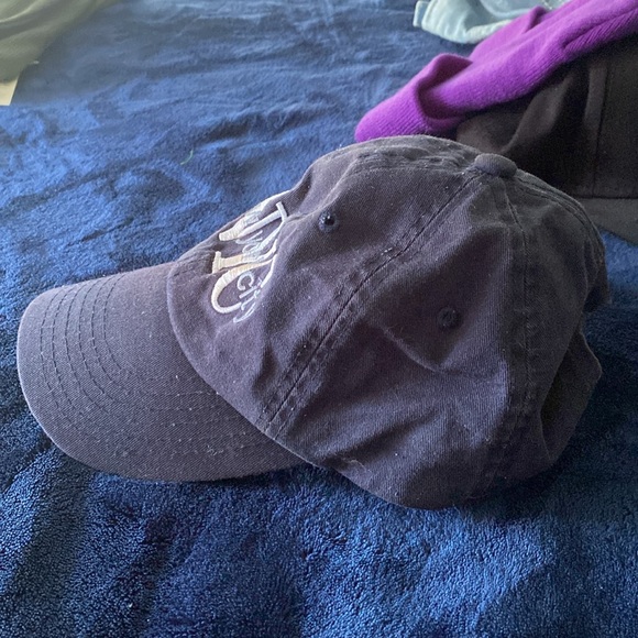 Hat - Picture 2 of 3